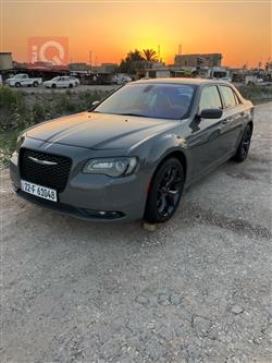 كرايسلر 300